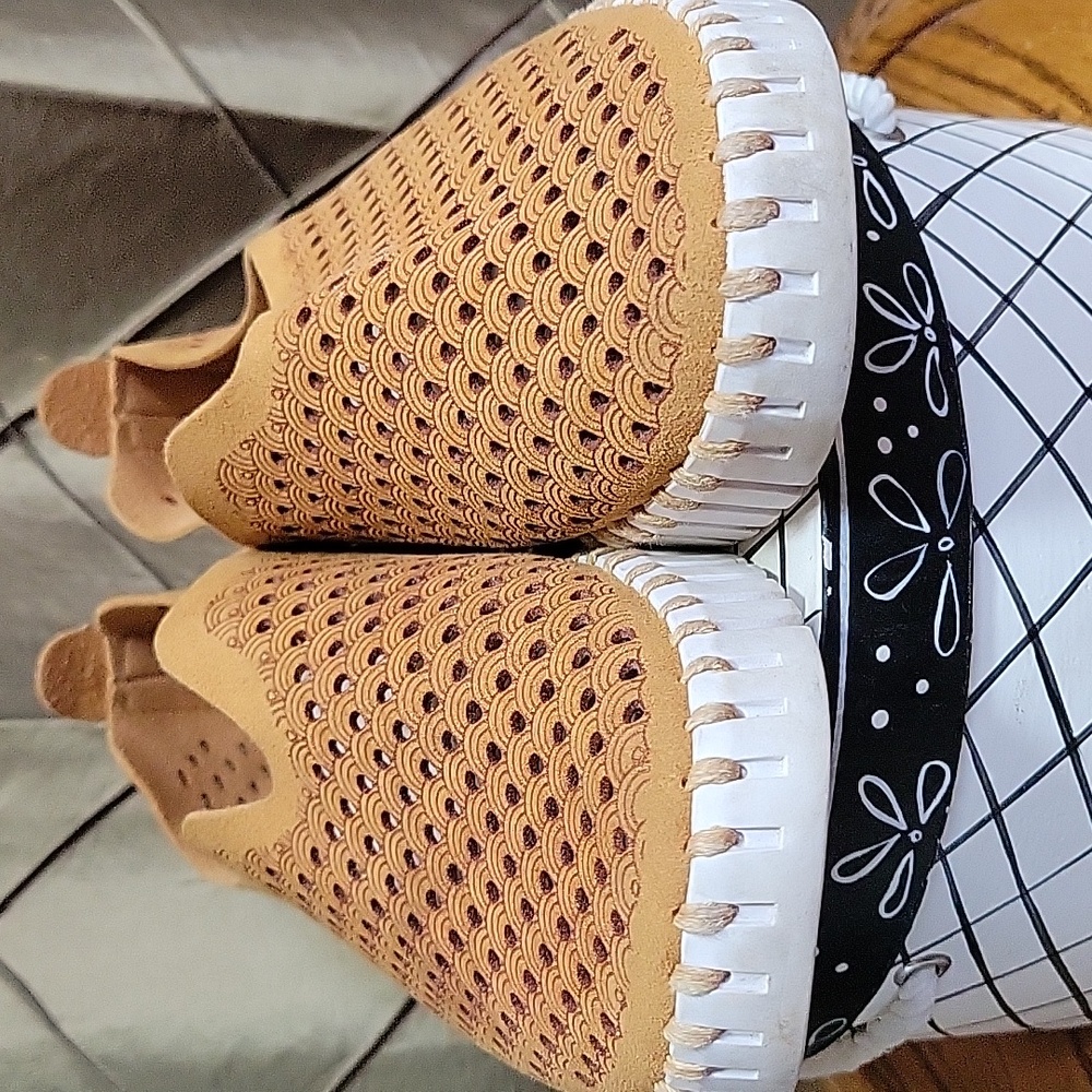 EUC- Ilse Jacobsen ‘Tulip’ Laser Cut Out Flats - Picture 7 of 11